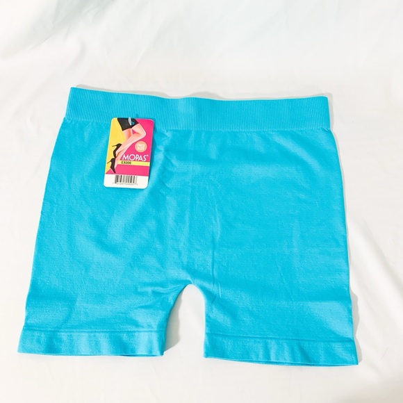 Other - Mopas- control Turquoise boy short cut